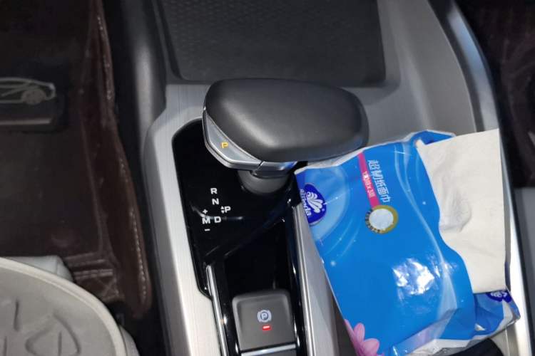Used Geely Auto Preface 2023 2.0TD Prestige Version Gear Lever