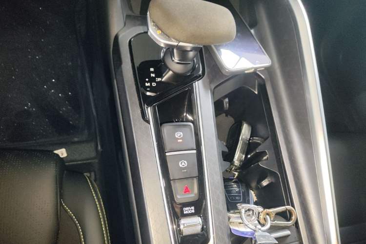 Used Geely Auto Preface 2023 2.0TD Space-Time Edition Gear Lever