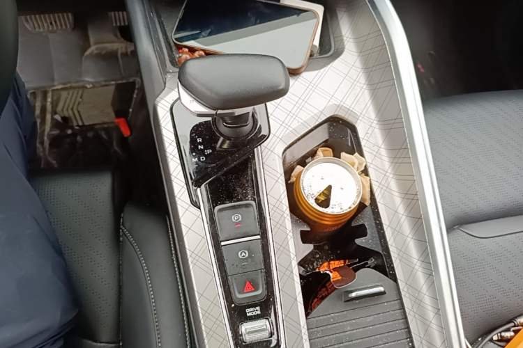 Used Geely Auto Preface 2023 2.0TD Luxury Version Gear Lever