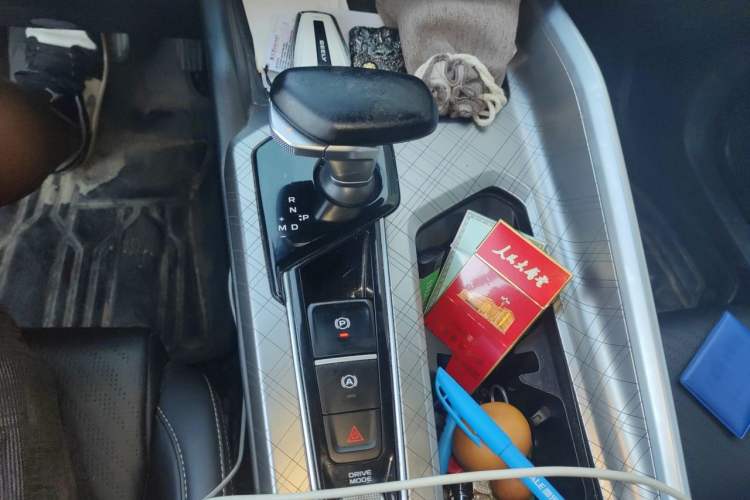 Used Geely Auto Preface 2023 2.0TD Luxury Version Gear Lever