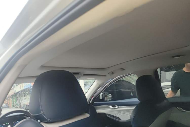 Used Geely Auto Preface 2023 2.0TD Prestige Version Headliner