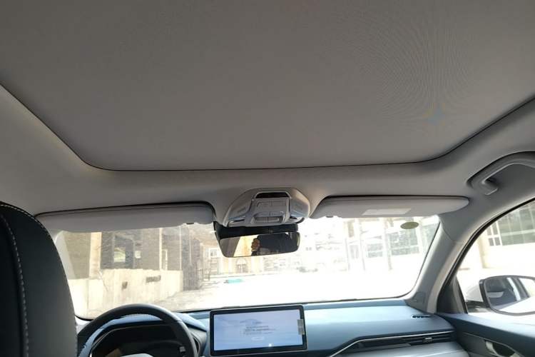 Used Geely Auto Preface 2023 2.0TD Prestige Version Headliner