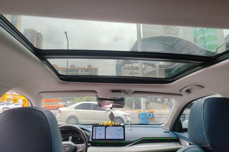 Used Geely Auto Preface 2023 2.0TD Prestige Version Headliner