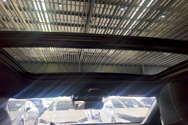 Used Geely Auto Preface 2023 1.5TD Fuyao Version Headliner