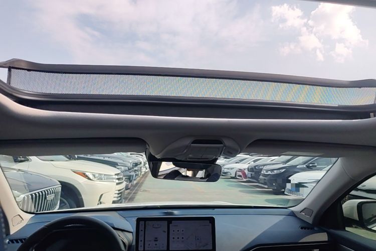 Used Geely Auto Preface 2023 2.0TD Prestige Version Headliner
