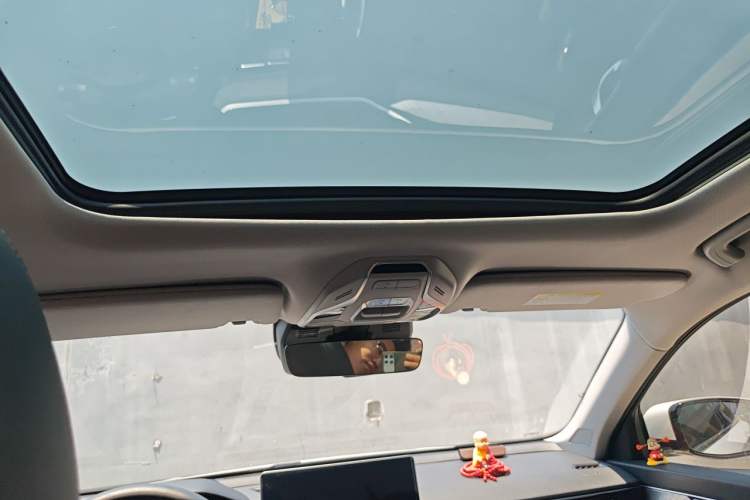 Used Geely Auto Preface 2023 2.0TD Luxury Version Headliner