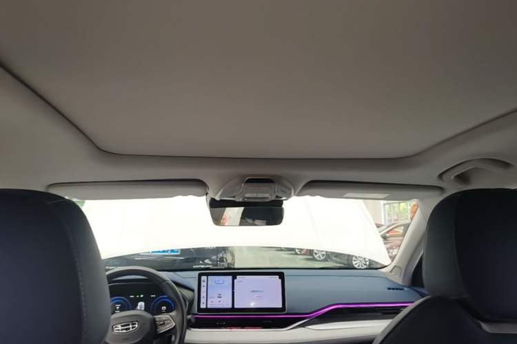 Used Geely Auto Preface 2023 2.0TD Prestige Version Headliner