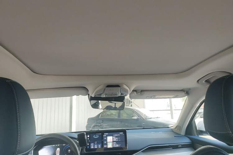 Used Geely Auto Preface 2023 2.0TD Prestige Version Headliner
