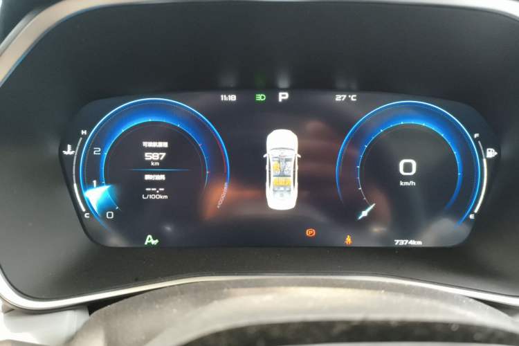 Used Geely Auto Preface 2023 2.0TD Prestige Version Instrument Cluster