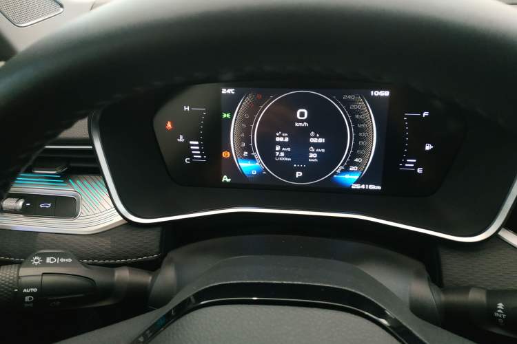 Used Geely Auto Preface 2023 2.0TD Luxury Version Instrument Cluster