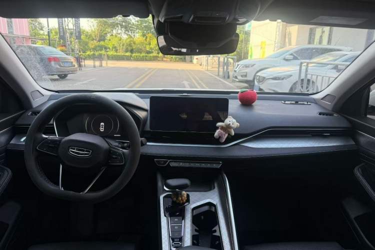 Used Geely Auto Preface 2023 2.0TD Luxury Version Interior 2