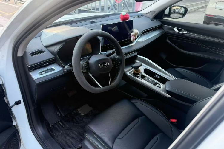 Used Geely Auto Preface 2023 2.0TD Luxury Version Interior 3