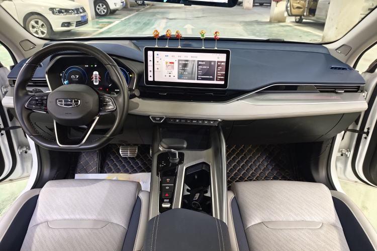 Used Geely Auto Preface 2023 2.0TD Prestige Version Interior 3