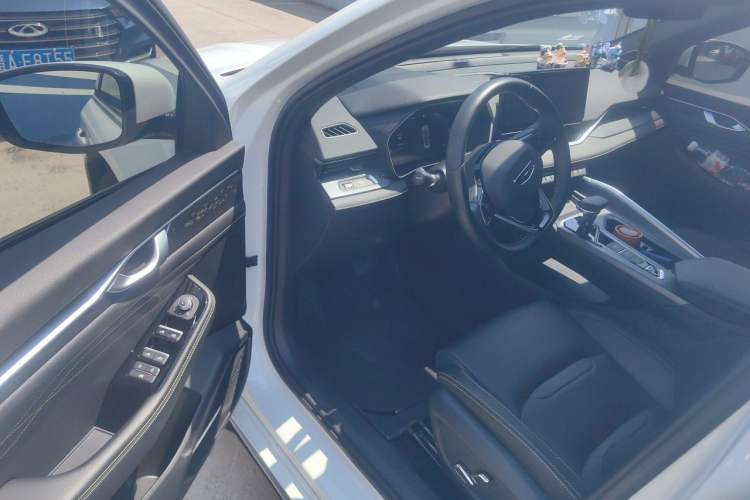 Used Geely Auto Preface 2023 1.5TD Kunlun Edition Interior 3