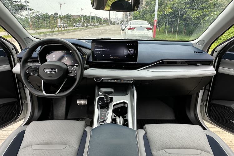 Used Geely Auto Preface 2023 2.0TD Prestige Version Interior 4