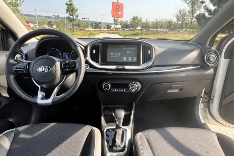Used Geely Auto Preface 2023 1.5TD Fuyao Version Interior 7
