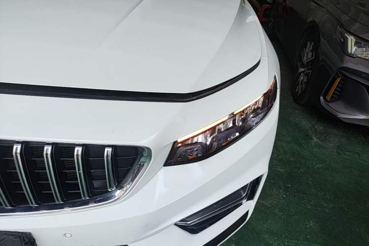 Used Geely Auto Preface 2023 1.5TD Fuyao Version Left Front Headlight