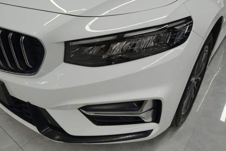 Used Geely Auto Preface 2023 2.0TD Luxury Version Left Front Headlight