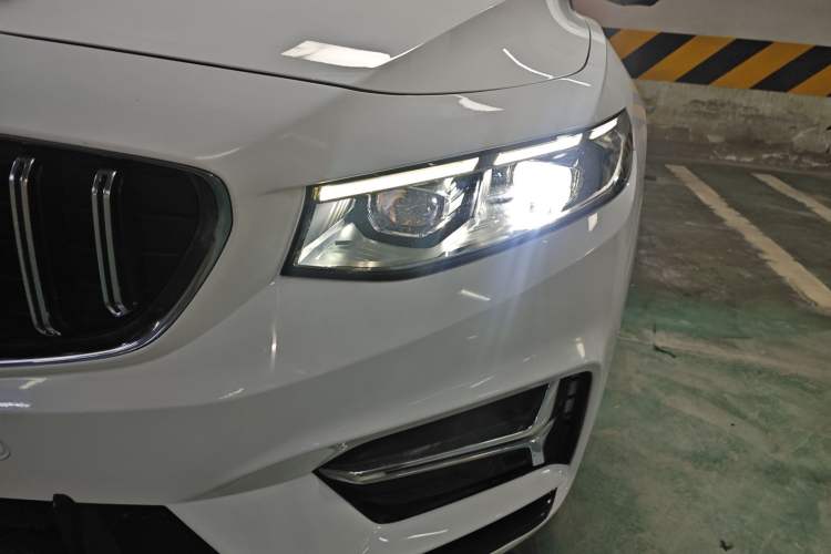 Used Geely Auto Preface 2023 2.0TD Prestige Version Left Front Headlight