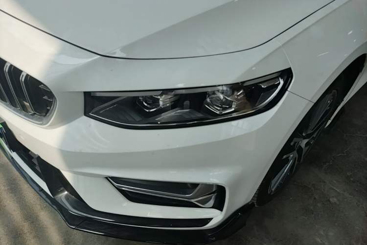 Used Geely Auto Preface 2023 1.5TD Kunlun Edition Left Front Headlight