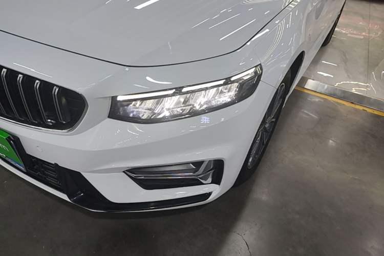 Used Geely Auto Preface 2023 1.5TD Fuyao Version Left Front Headlight