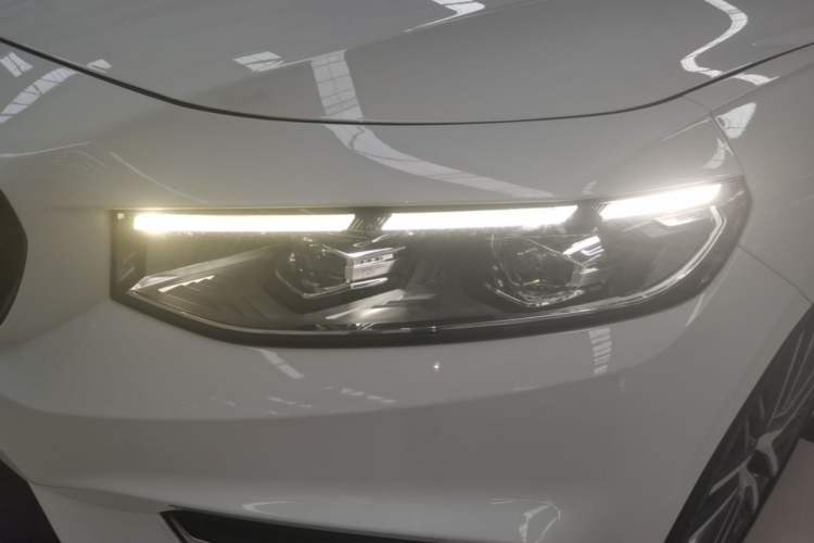 Used Geely Auto Preface 2023 1.5TD Kunlun Edition Left Front Headlight