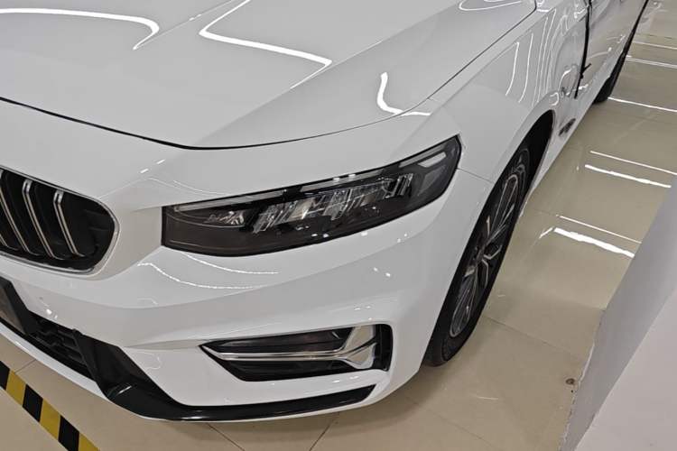 Used Geely Auto Preface 2023 2.0TD Luxury Version Left Front Headlight