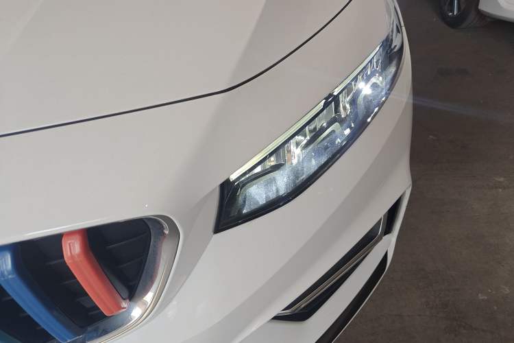 Used Geely Auto Preface 2023 1.5TD Fuyao Version Left Front Headlight