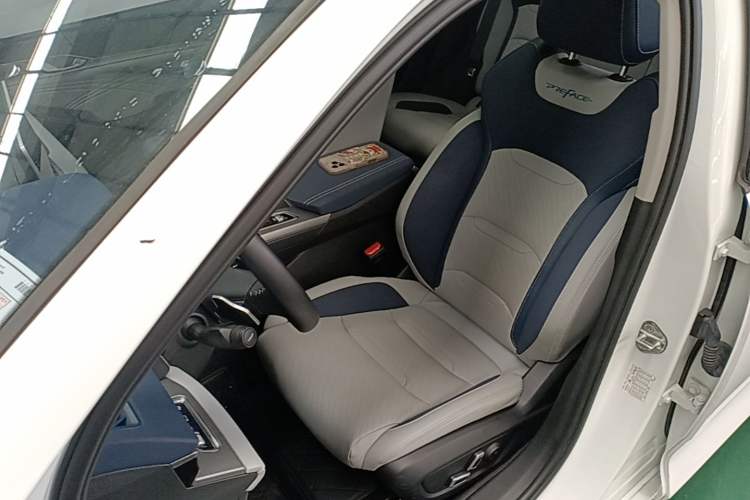 Used Geely Auto Preface 2023 2.0TD Prestige Version Left Front Seat