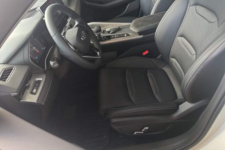 Used Geely Auto Preface 2023 2.0TD Luxury Version Left Front Seat
