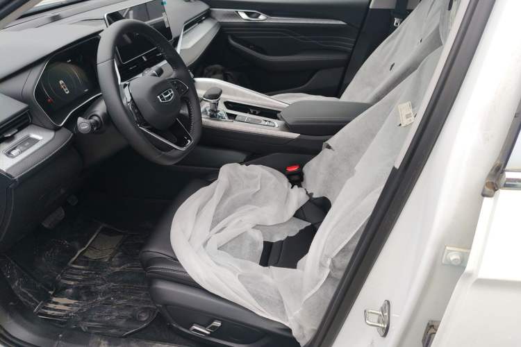 Used Geely Auto Preface 2023 2.0TD Luxury Version Left Front Seat