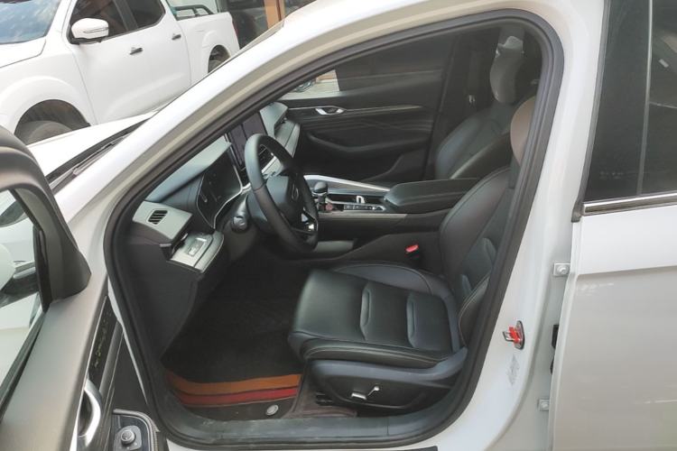 Used Geely Auto Preface 2023 1.5TD Kunlun Edition Left Front Seat