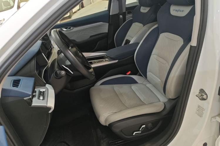 Used Geely Auto Preface 2023 2.0TD Prestige Version Left Front Seat
