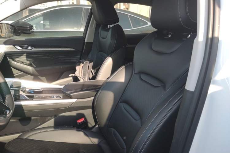 Used Geely Auto Preface 2023 2.0TD Luxury Version Left Front Seat