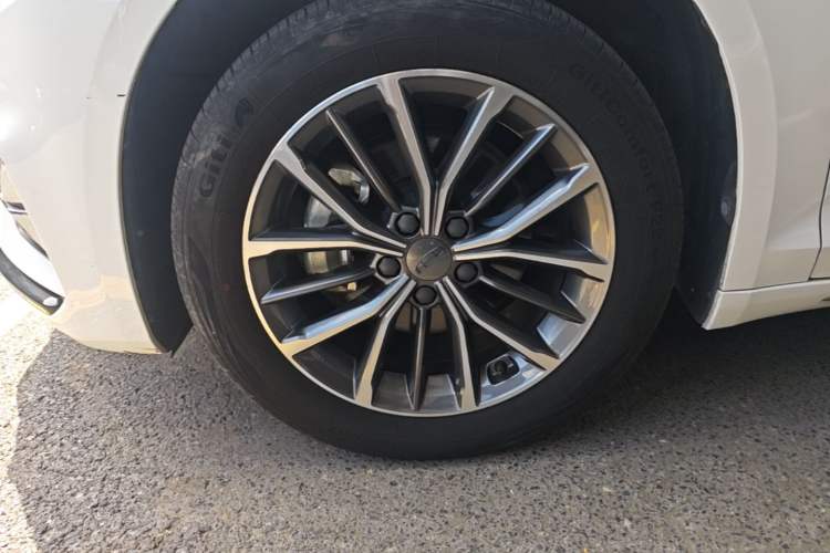 Used Geely Auto Preface 2023 2.0TD Luxury Version Left Front Wheel Hub