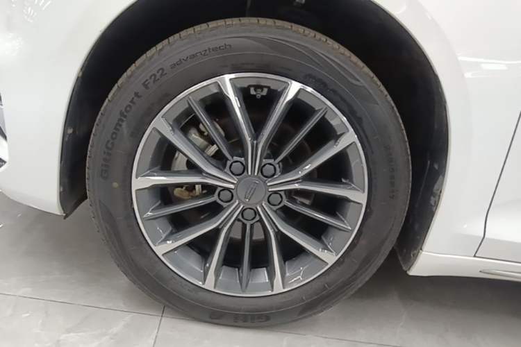 Used Geely Auto Preface 2023 2.0TD Luxury Version Left Front Wheel Hub