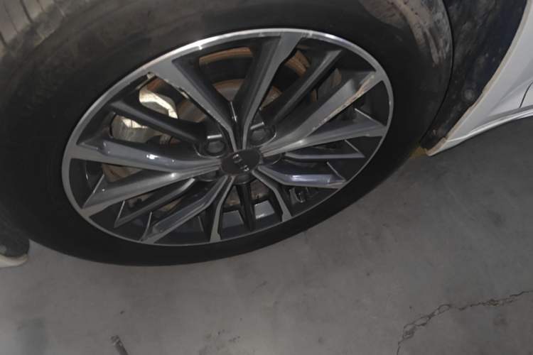 Used Geely Auto Preface 2023 2.0TD Luxury Version Left Front Wheel Hub