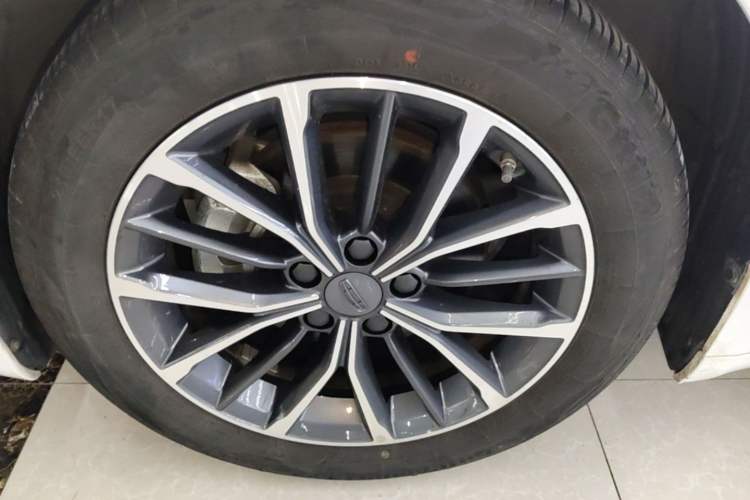 Used Geely Auto Preface 2023 1.5TD Fuyao Version Left Front Wheel Hub