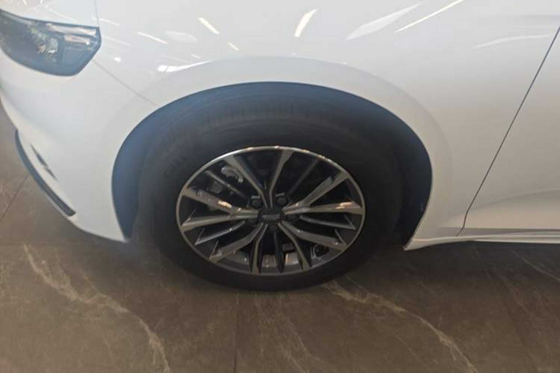 Used Geely Auto Preface 2023 2.0TD Luxury Version Left Front Wheel Hub