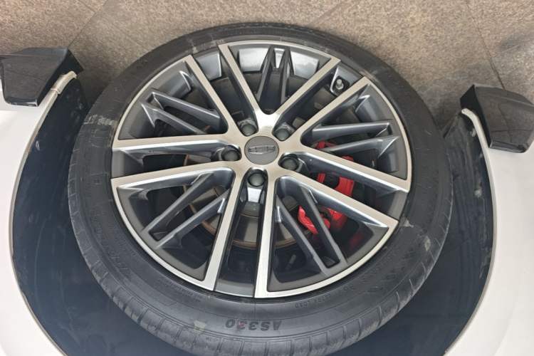 Used Geely Auto Preface 2023 1.5TD Kunlun Edition Left Front Wheel Hub