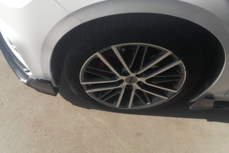 Used Geely Auto Preface 2023 1.5TD Kunlun Edition Left Front Wheel Hub