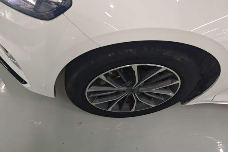 Used Geely Auto Preface 2023 2.0TD Luxury Version Left Front Wheel Hub
