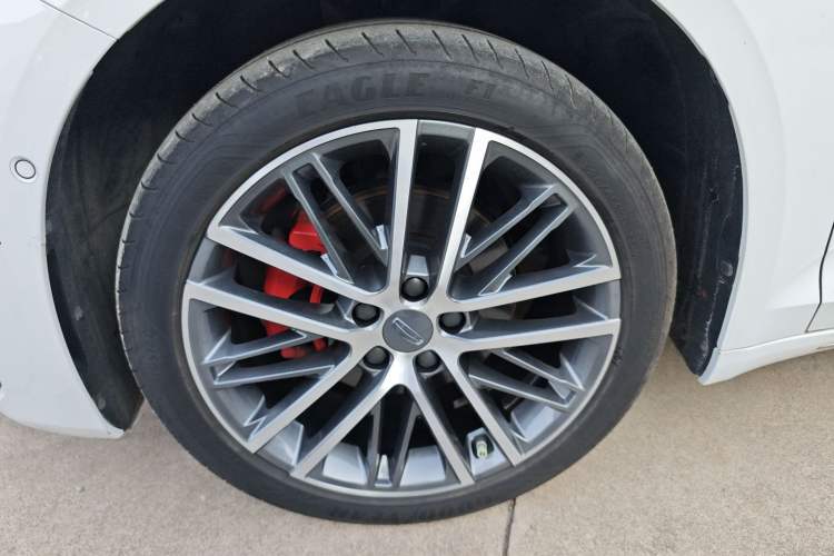 Used Geely Auto Preface 2023 2.0TD Prestige Version Left Front Wheel Hub