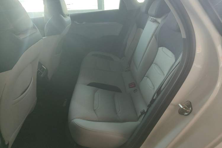 Used Geely Auto Preface 2023 2.0TD Prestige Version Left Rear Seat