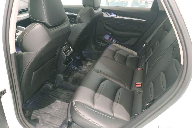 Used Geely Auto Preface 2023 2.0TD Luxury Version Left Rear Seat