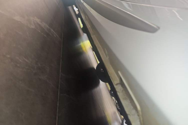 Used Geely Auto Preface 2023 2.0TD Luxury Version Left Side Sill