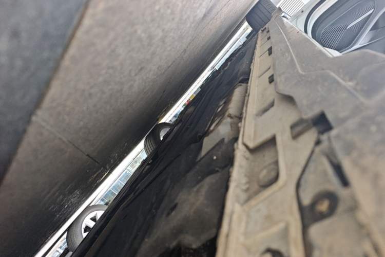 Used Geely Auto Preface 2023 1.5TD Kunlun Edition Left Side Sill