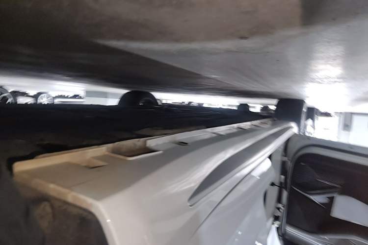 Used Geely Auto Preface 2023 2.0TD Prestige Version Left Side Sill