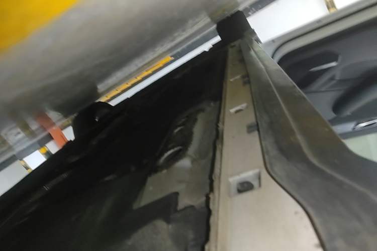 Used Geely Auto Preface 2023 2.0TD Space-Time Edition Left Side Sill