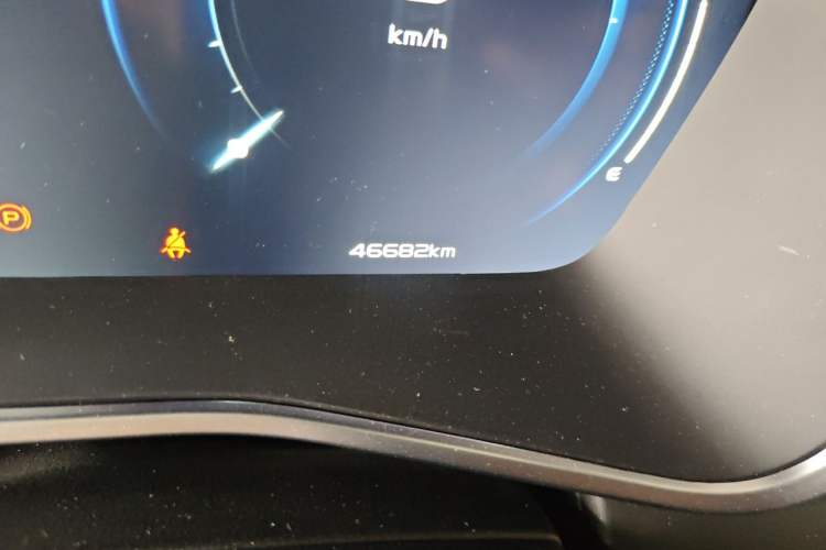 Used Geely Auto Preface 2023 1.5TD Kunlun Edition Odometer Close Up